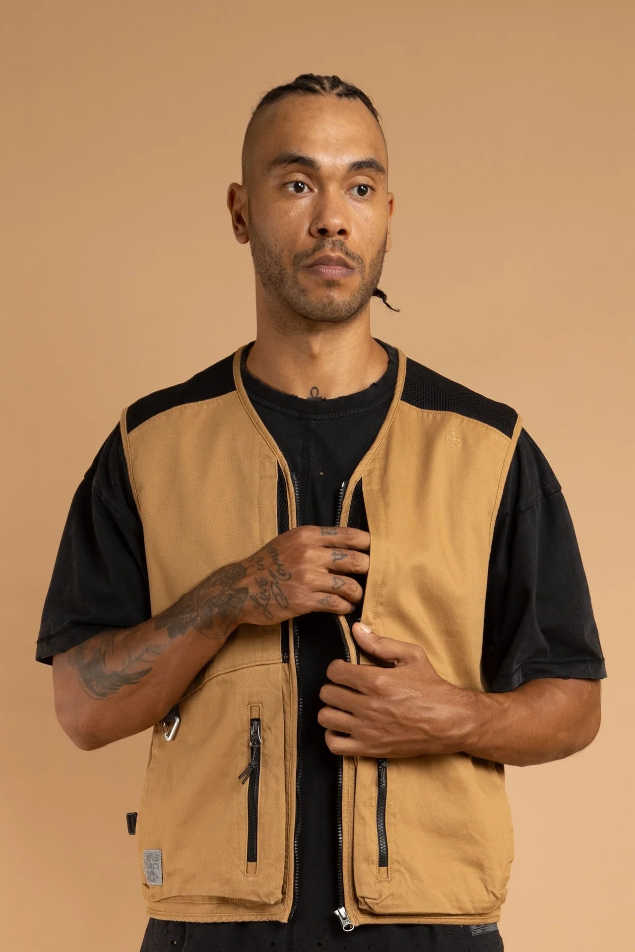 ARAFURU CCC UTILITY VEST - DARK MUSTARD