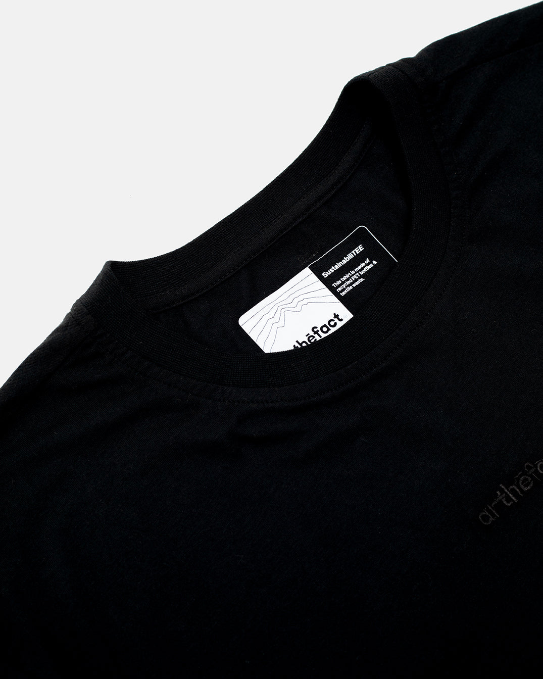 IRIRA UTILITY TEE - BLACK