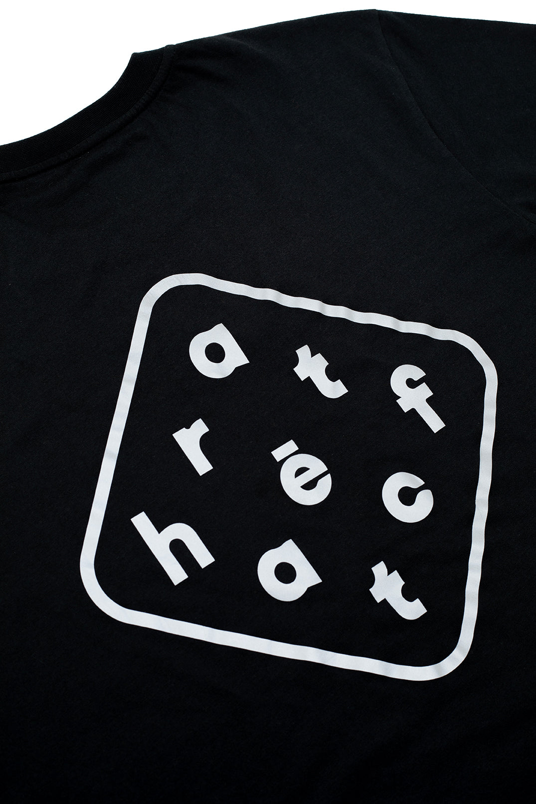 IRIRA UTILITY TEE - BLACK