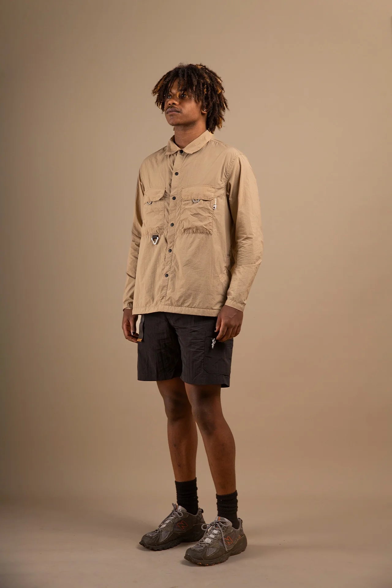 ARU CAMP SHIRT - SAHARA MOCCA