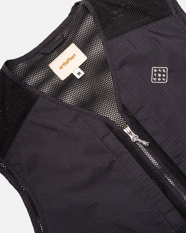 ARAFURU UTILITY VEST - BLACK