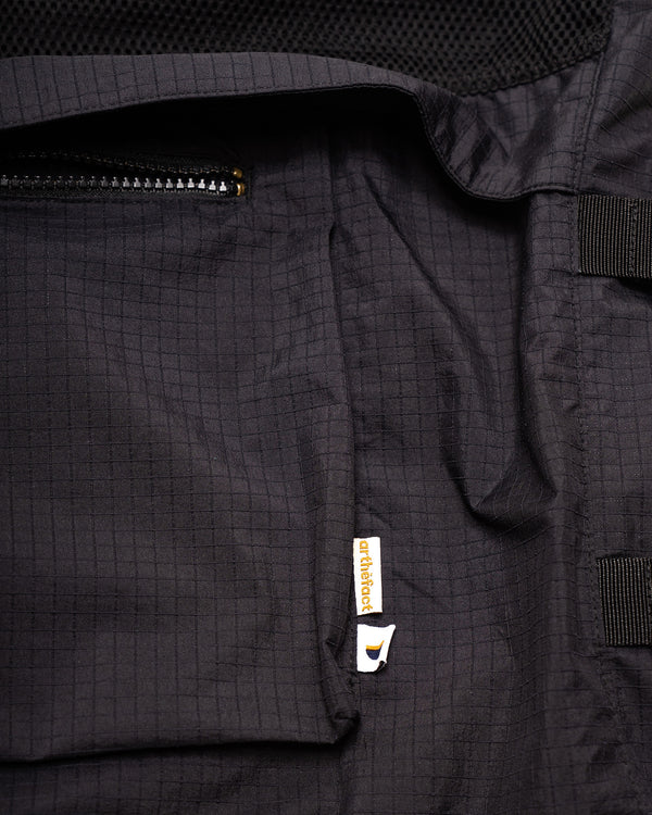 ARAFURU UTILITY VEST - BLACK