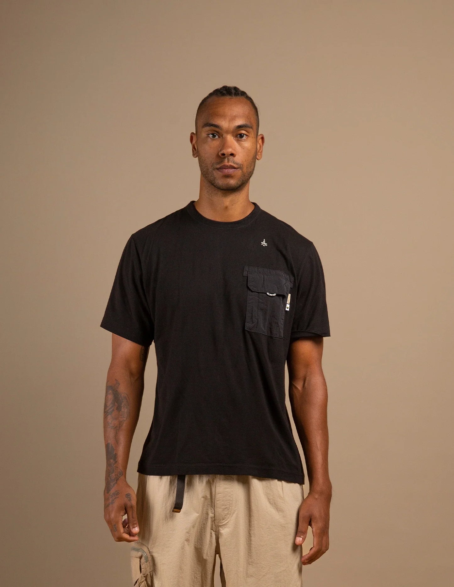 KALA POCKET TEE - JET BLACK