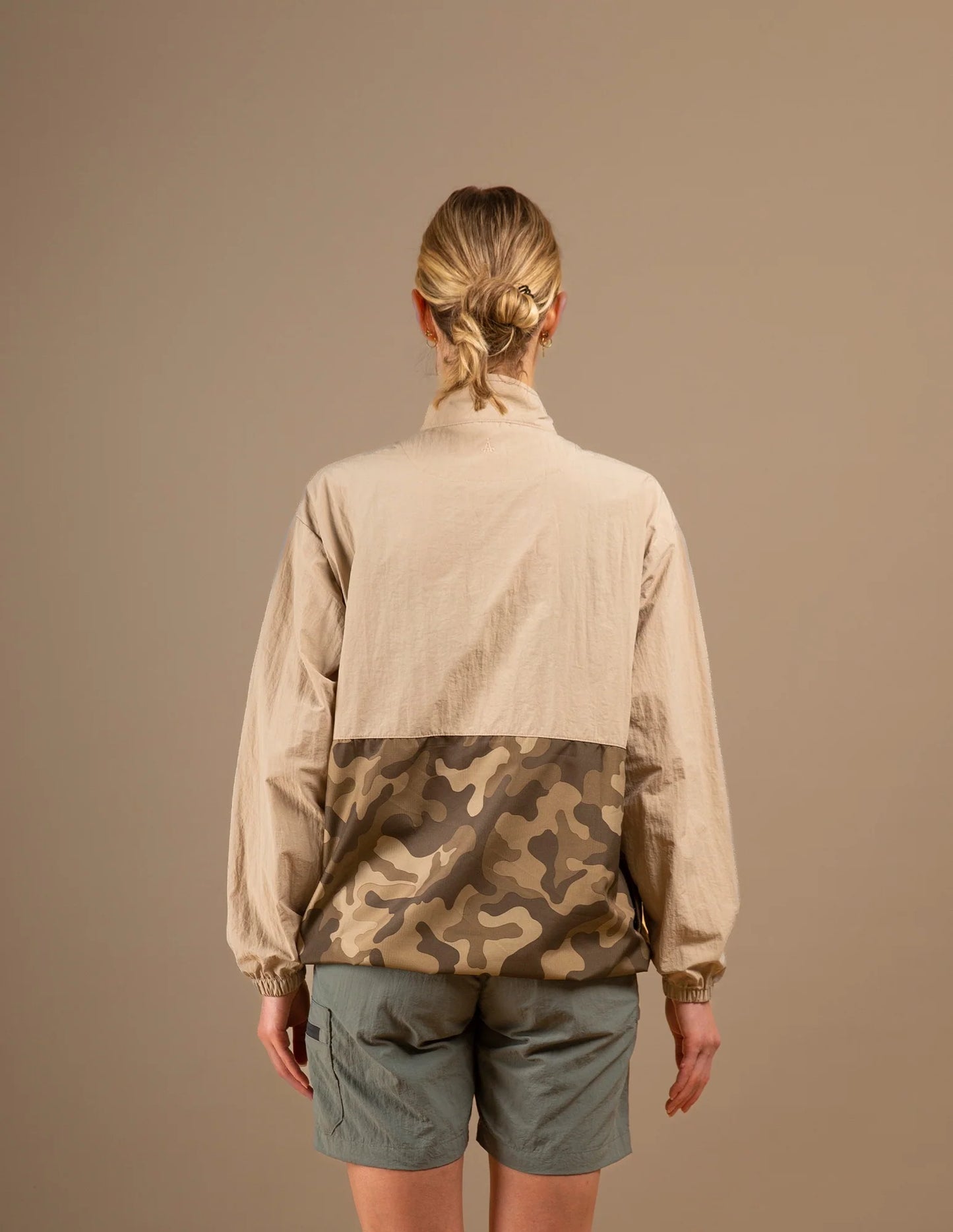RINCA ANORAK JACKET - BROWN CAMO