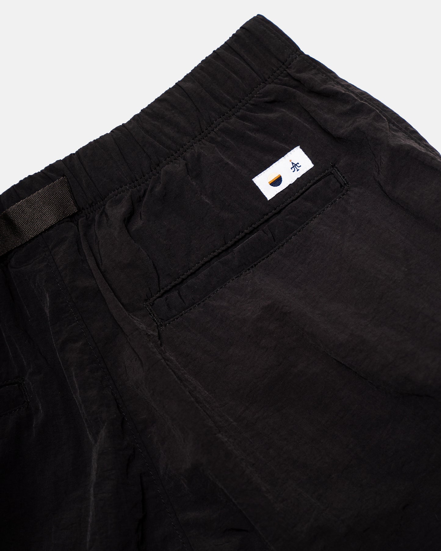 SUAI TRAIL SHORT - BLACK